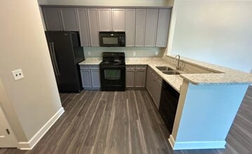 7235 Althorp Way in Nashville, TN - Building Photo - Building Photo