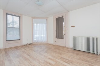 2 Maple St in Oneonta, NY - Building Photo - Building Photo