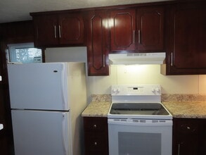 15091 Fort Campbell Blvd, Unit 11 in Oak Grove, KY - Building Photo - Building Photo