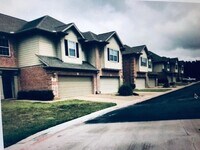 1425 W Villa Maria Rd