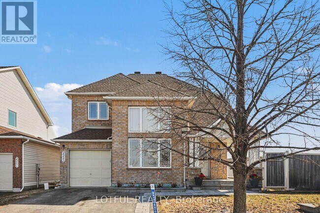 2243 Esprit Dr in Ottawa, ON - Building Photo - Building Photo