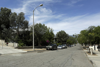 Peck Street Manor Apartments in Lake Elsinore, CA - Building Photo - Building Photo