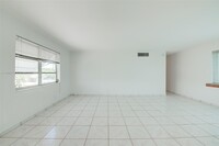 1715 Wiley St in Hollywood, FL - Building Photo - Building Photo