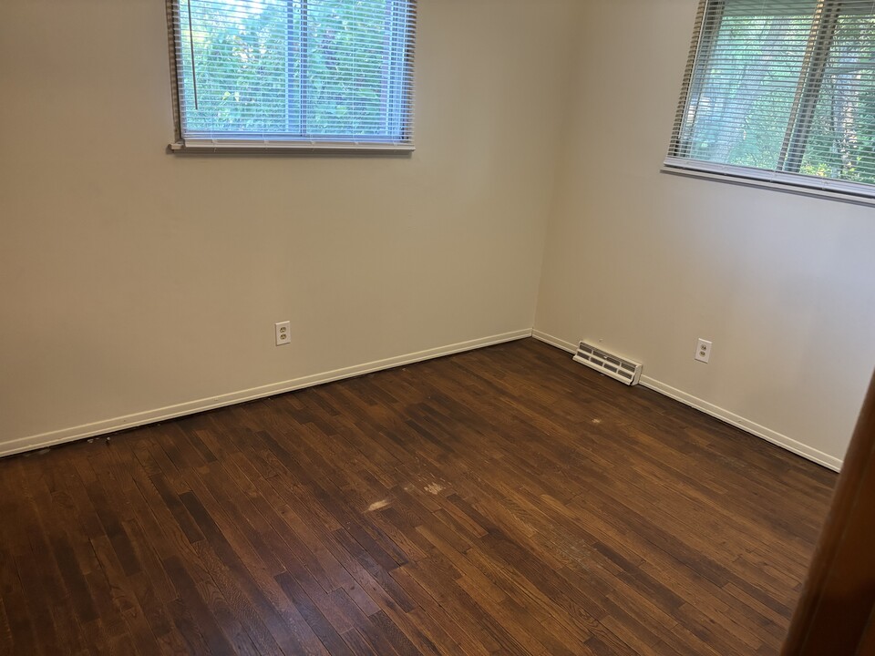 2454 S Old Highway 141, Unit 1 in Fenton, MO - Building Photo