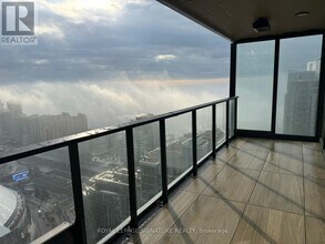 3 Concord Cityplace Wy in Toronto, ON - Building Photo - Building Photo