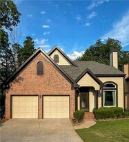 3255 Park Chase in Alpharetta, GA - Building Photo