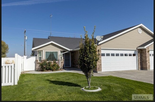 property at 510 Gwen Loop