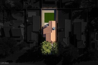 86 Quiet Desert Ln in Henderson, NV - Building Photo - Building Photo