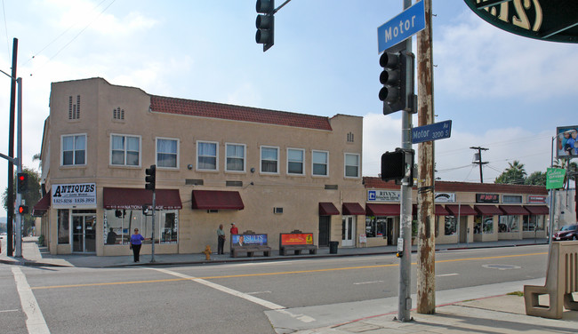 3301-3309 Motor Ave in Los Angeles, CA - Building Photo - Building Photo