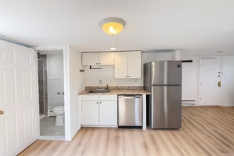 10 N Passaic Ave in Chatham, NJ - Building Photo - Building Photo