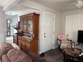 251 High St in Cumberland, RI - Building Photo