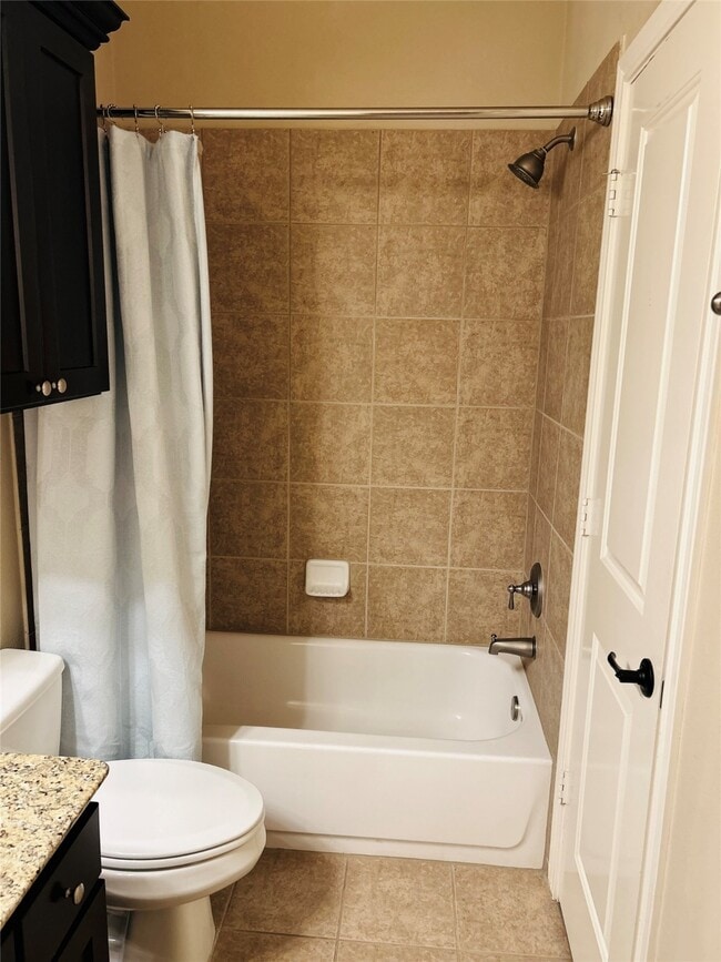 property at 1049 W 22nd St