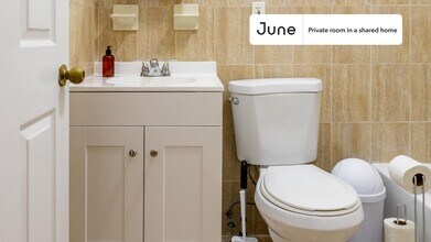 Room in Shared 4 bed/2 bath home, Unit C in New York, NY - Building Photo - Building Photo