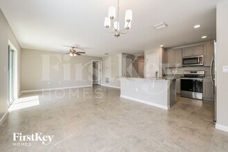 168 Southern Breeze Lp in Winter Haven, FL - Foto de edificio - Building Photo