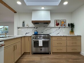 2012 Troy Pl in Vista, CA - Building Photo - Building Photo