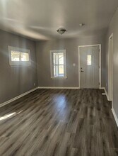 733 Schomer Ave in Aurora, IL - Building Photo - Building Photo