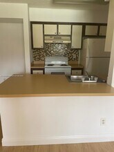 10476 NW 8th St in Pembroke Pines, FL - Building Photo - Building Photo