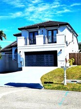 7301 SW 159th Ave in Miami, FL - Building Photo - Building Photo