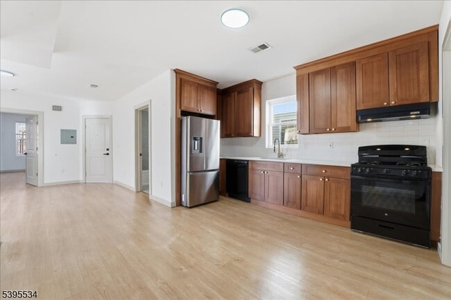 property at 260 S 10th St