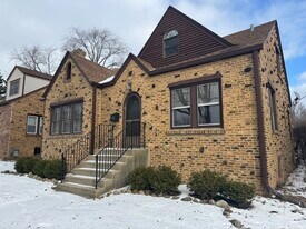 21 Glenwood St in Palatine, IL - Building Photo