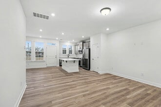 2911 Herringbone Rd in Charlotte, NC - Foto de edificio - Building Photo