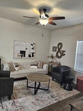 Lakeridge Villas in Texarkana, TX - Foto de edificio - Building Photo