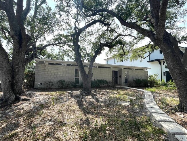 3602 S Beach Dr in Tampa, FL - Building Photo - Building Photo