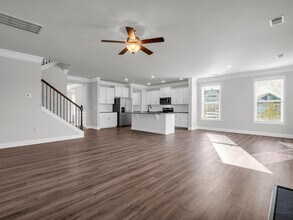 41 Silverthorne Ct in Hendersonville, NC - Building Photo - Building Photo
