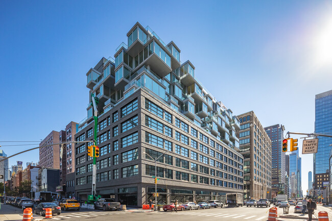 The West Residence Club in New York, NY - Building Photo - Building Photo