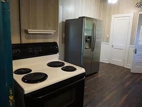 1114 Monroe St in Wichita Falls, TX - Building Photo - Building Photo