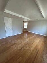 7904 Park Ave in Kansas City, MO - Building Photo - Building Photo