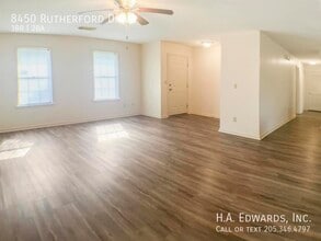 8450 Rutherford Dr in Duncanville, AL - Building Photo - Building Photo
