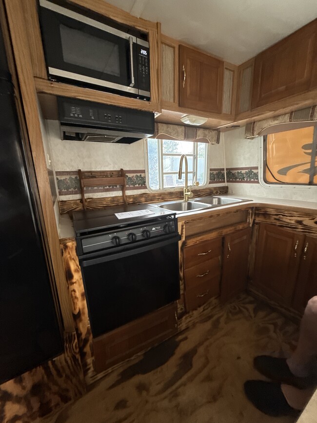 120 George Bennett Rd in Lucedale, MS - Building Photo - Building Photo