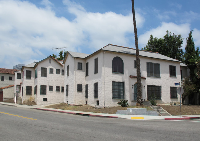 757 S Ogden Dr in Los Angeles, CA - Foto de edificio - Building Photo