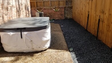 4710 Cashel Cir in Houston, TX - Building Photo - Building Photo