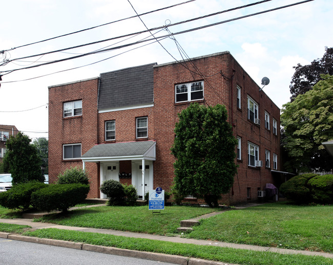 712-714 Drexel Ave in Drexel Hill, PA - Building Photo - Building Photo