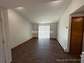 381-385 Pine St. in Bangor, ME - Building Photo - Building Photo