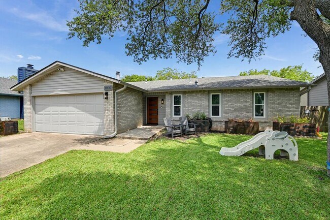 property at 11105 Jordan Ln