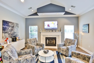 Avana Reserve in Matthews, NC - Building Photo - Building Photo