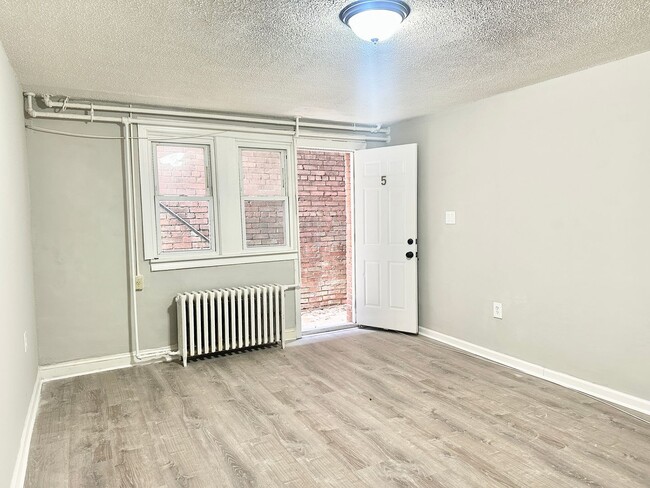 943 Bonifant St in Silver Spring, MD - Building Photo - Building Photo