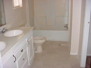 19014 Janine St in Adelanto, CA - Building Photo - Building Photo