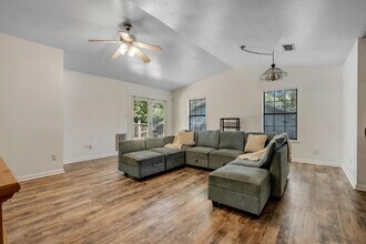 1826 Meriadoc Rd in Tallahassee, FL - Building Photo - Building Photo