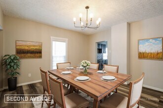 5111 Warren Ave in Norwood, OH - Foto de edificio - Building Photo