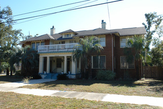 1225 E Blount St in Pensacola, FL - Foto de edificio - Building Photo