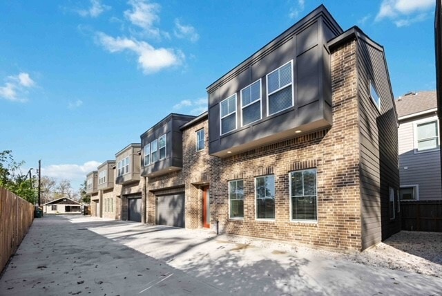 5718 Beall St in Houston, TX - Building Photo - Building Photo