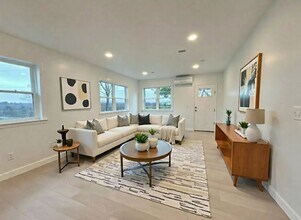 1403 Krafts Mill Rd in Spring Grove, PA - Building Photo - Building Photo