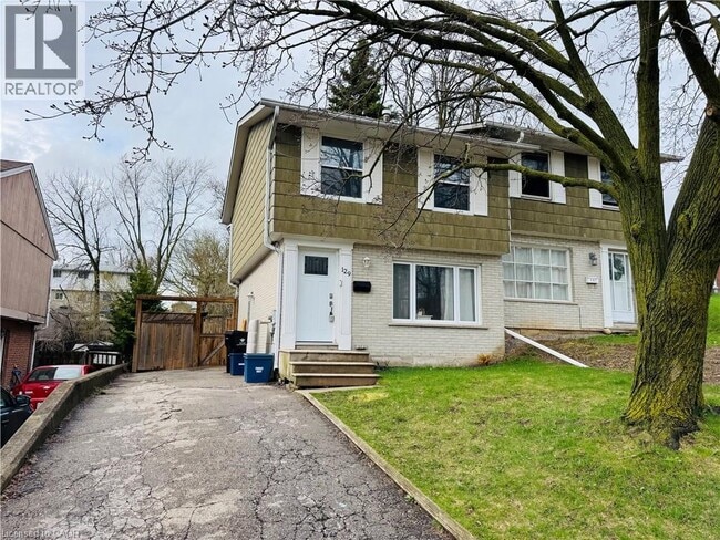 property at 129 Edward St