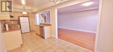 109 Atherton Ave in Ajax, ON - Building Photo - Building Photo