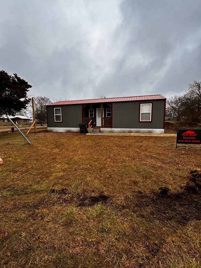 225 N Hickory St in Roff, OK - Building Photo - Building Photo