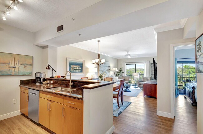 4903 Midtown Ln in Palm Beach Gardens, FL - Building Photo - Building Photo